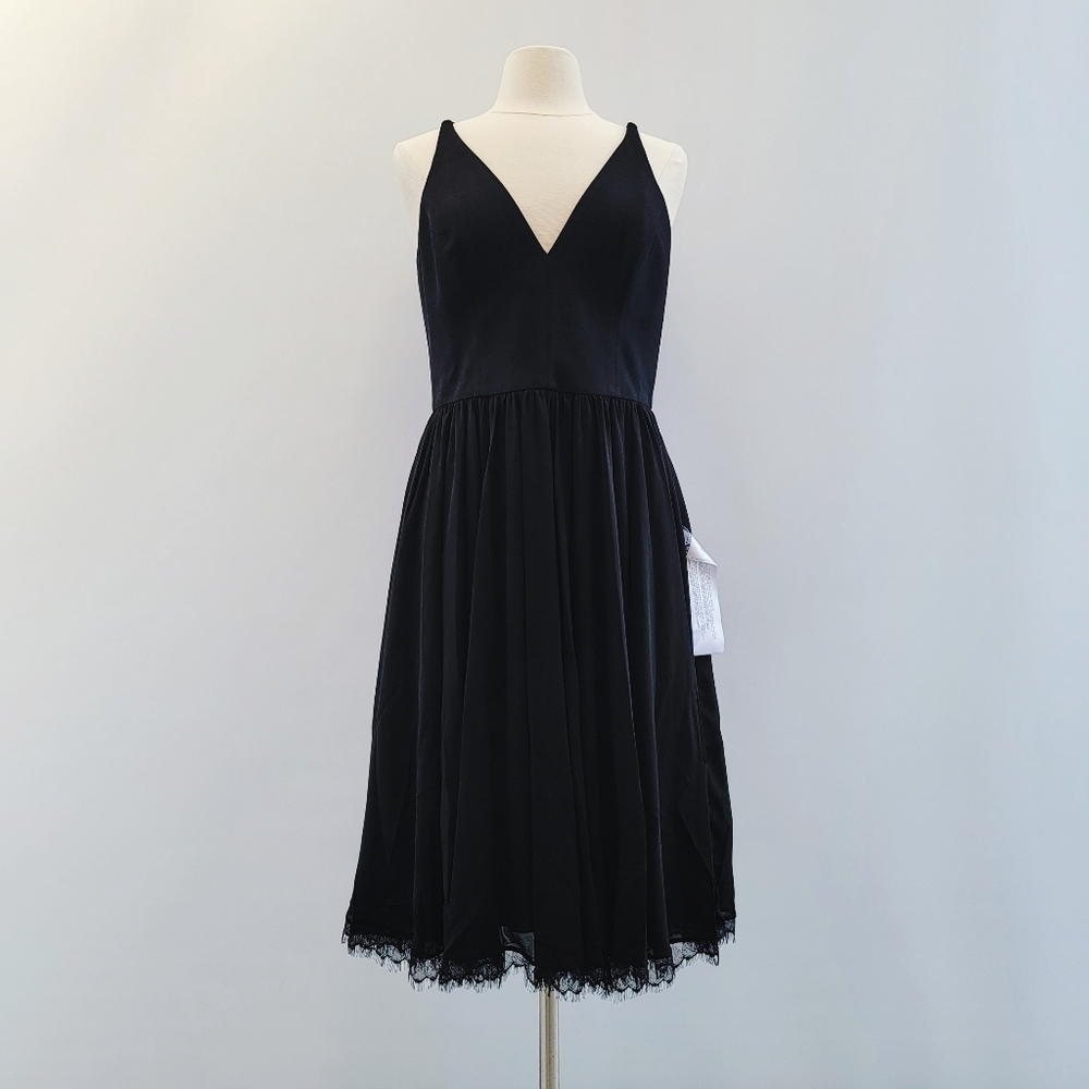 Dress the Population Alicia Black Dress Size Large Full Skirt Pleated Minimalist
